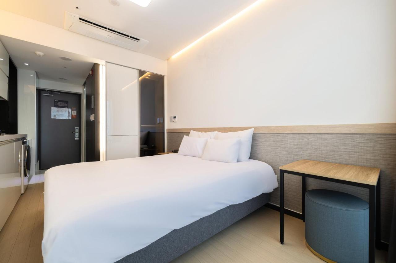 Skytop Hotel Incheon Airport Екстер'єр фото