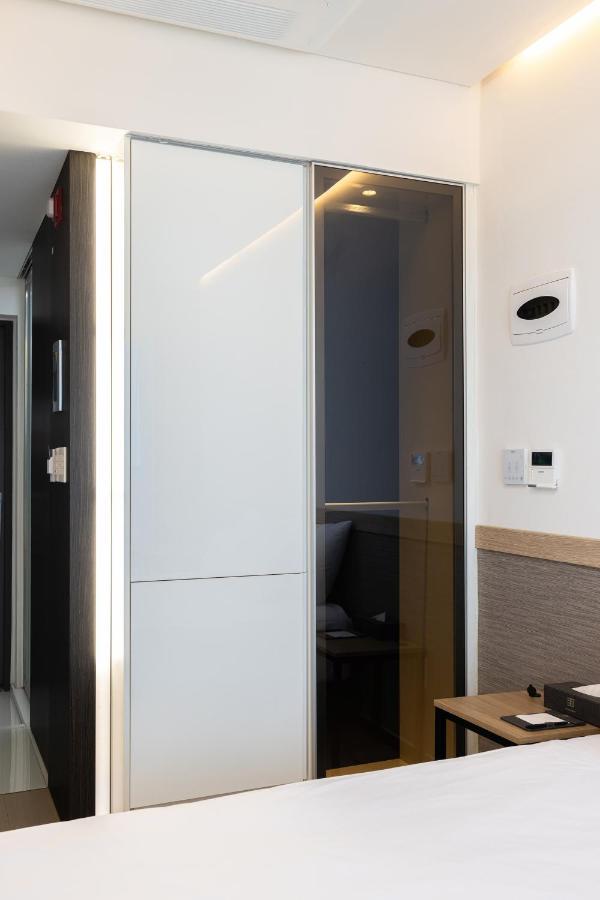 Skytop Hotel Incheon Airport Екстер'єр фото