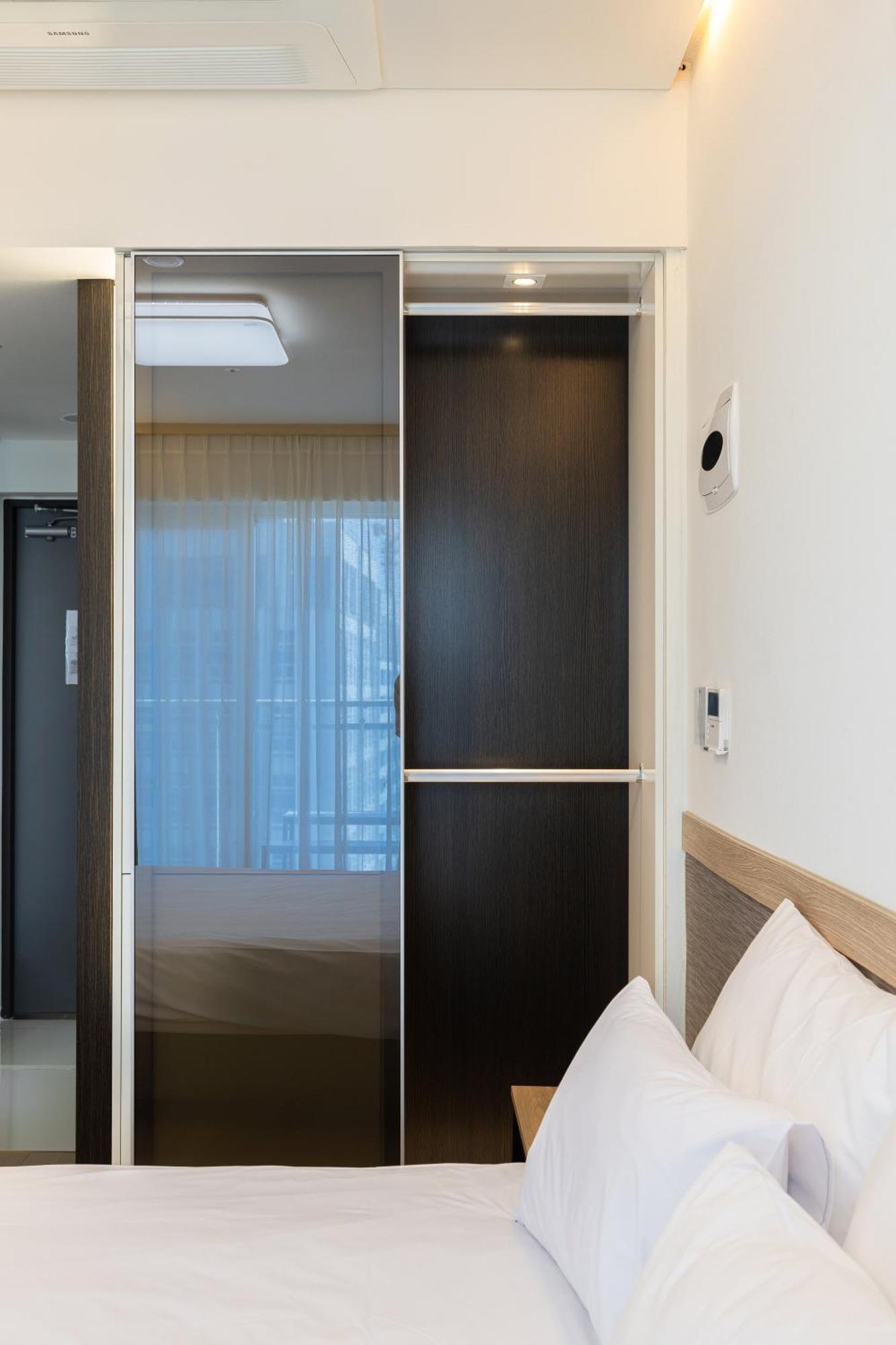 Skytop Hotel Incheon Airport Екстер'єр фото
